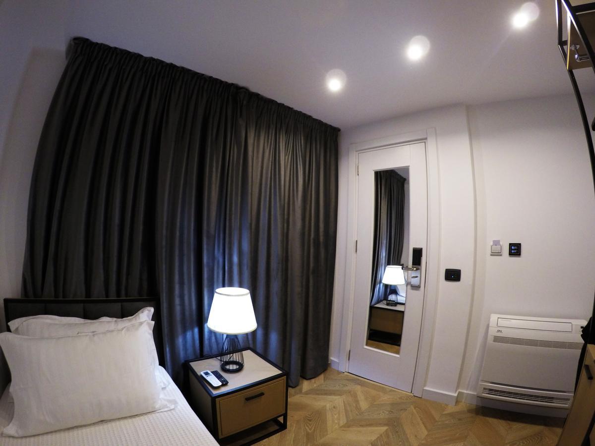 Prime Hotel Tiranë Ngoại thất bức ảnh