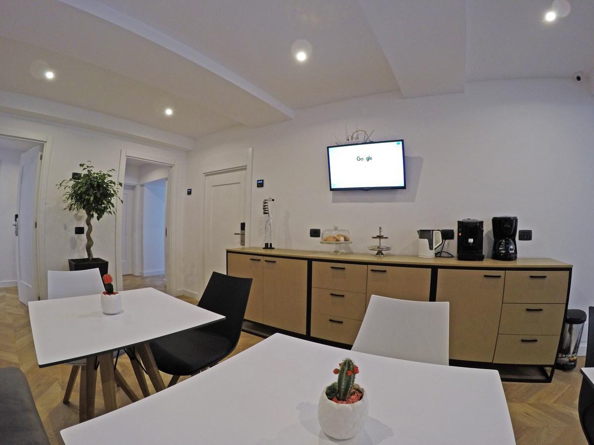 Prime Hotel Tiranë Ngoại thất bức ảnh