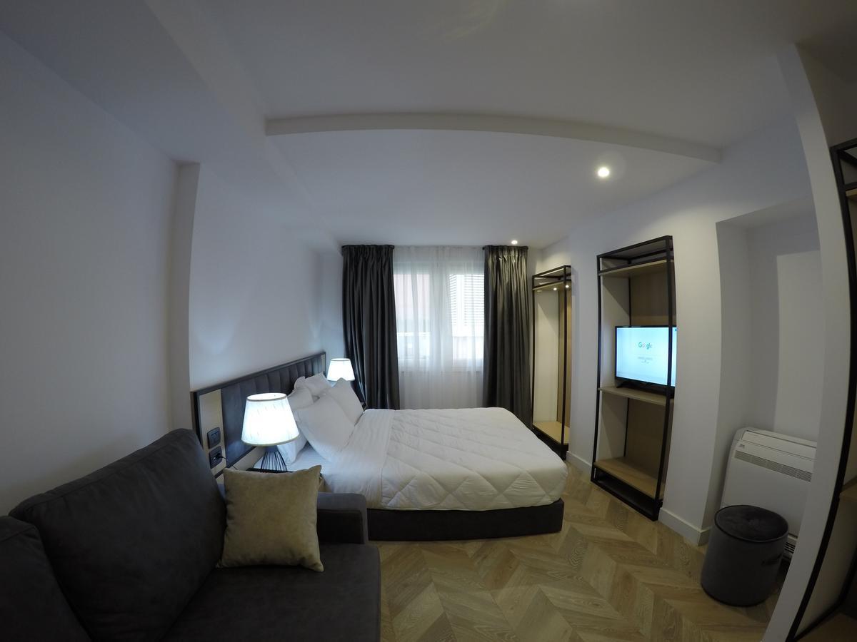 Prime Hotel Tiranë Ngoại thất bức ảnh