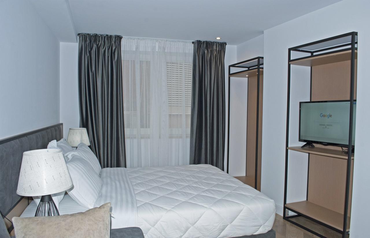 Prime Hotel Tiranë Ngoại thất bức ảnh