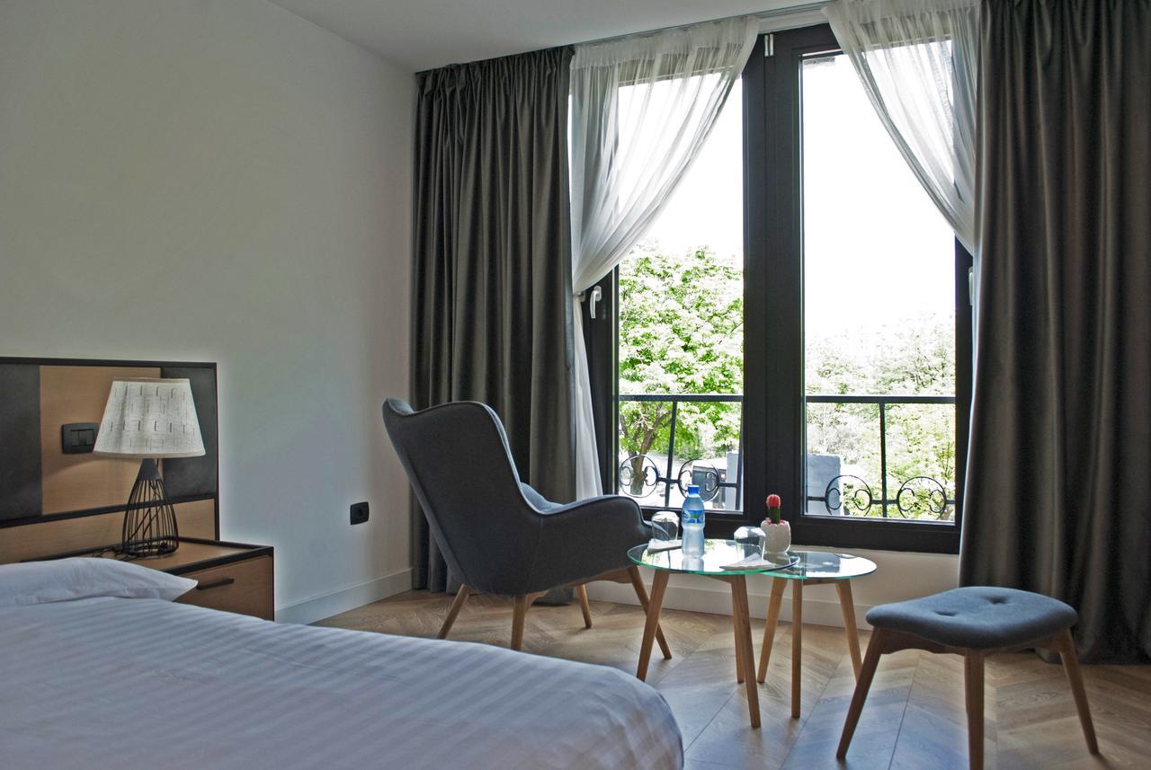 Prime Hotel Tiranë Ngoại thất bức ảnh