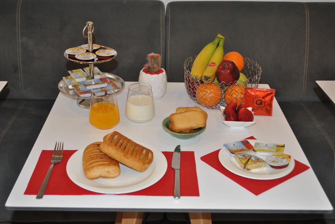 Prime Hotel Tiranë Ngoại thất bức ảnh