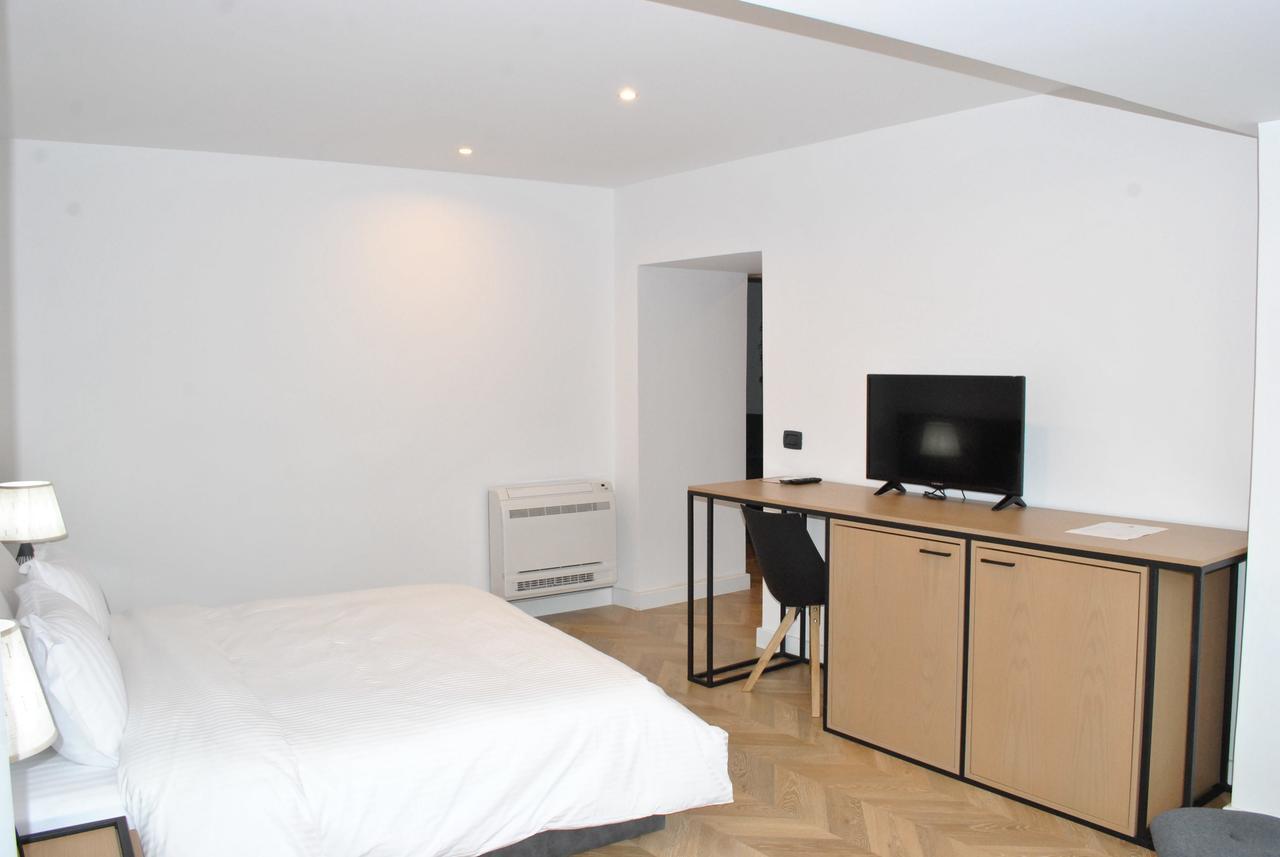 Prime Hotel Tiranë Ngoại thất bức ảnh